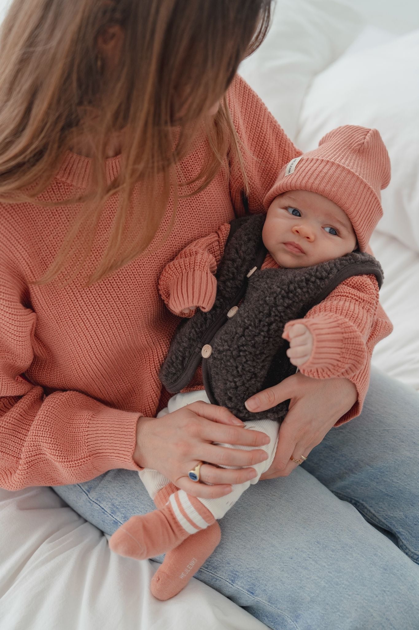 MERINO TEDDY VEST BROWN