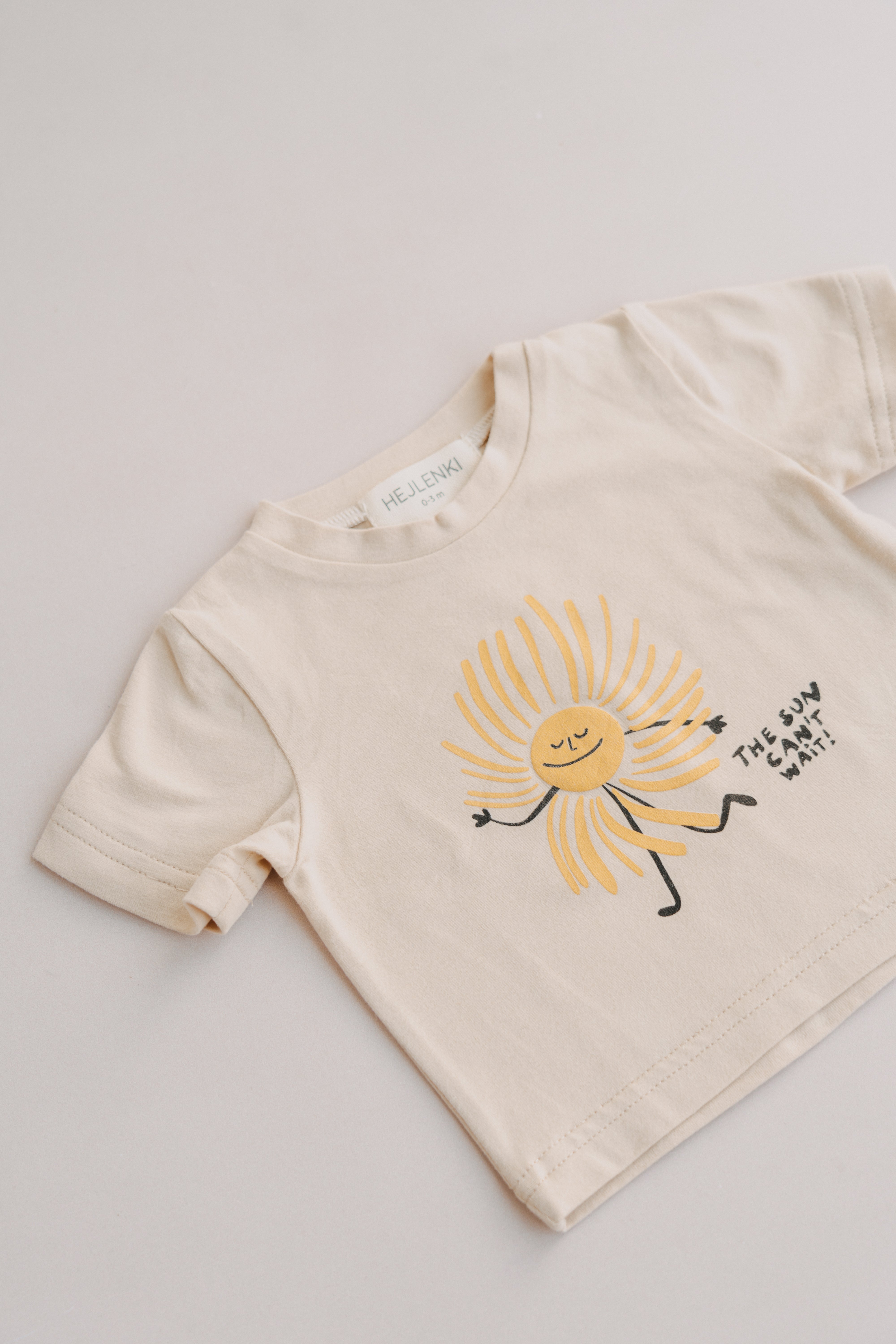 SUN T-SHIRT