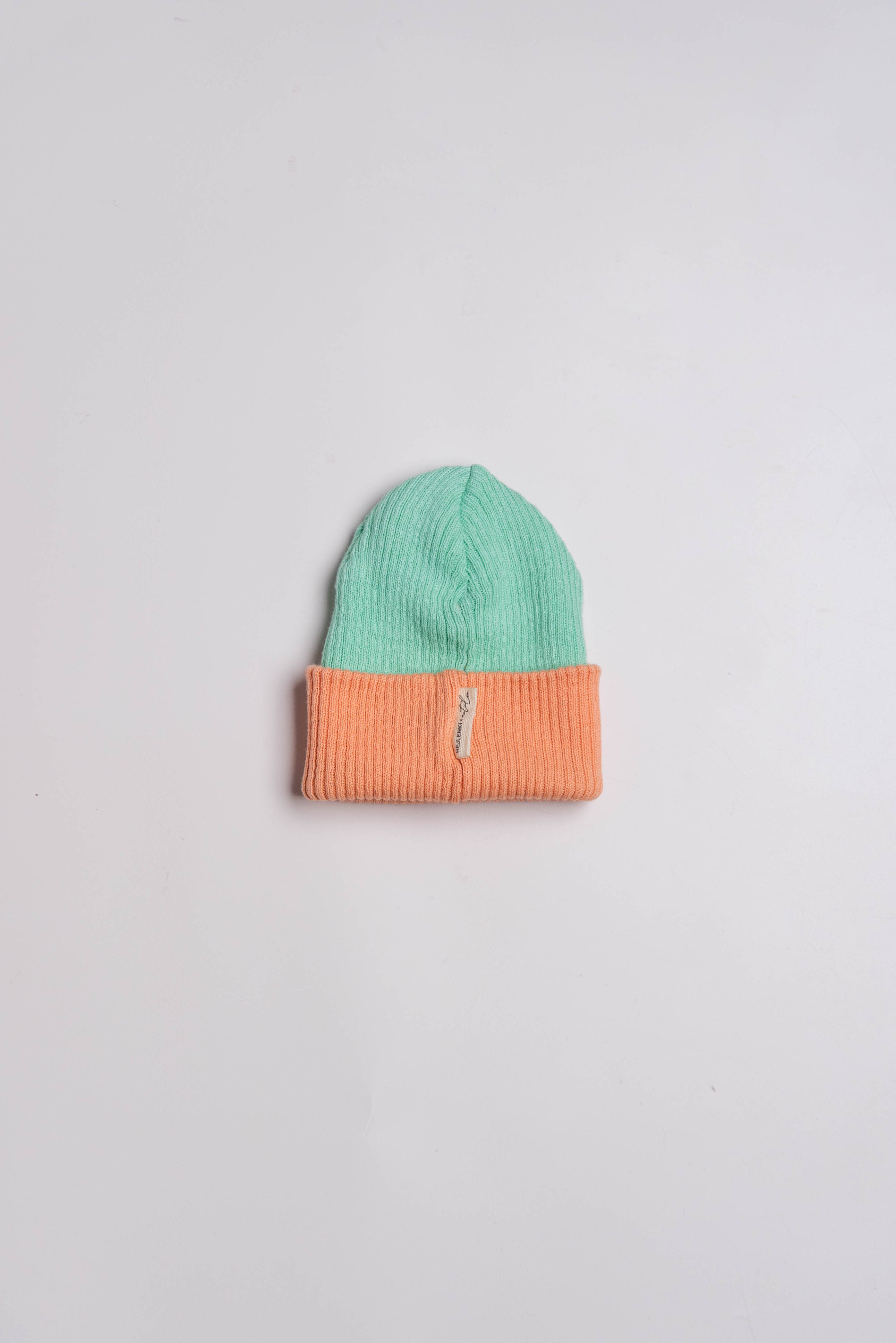 KNIT BEANIE COLOR POP