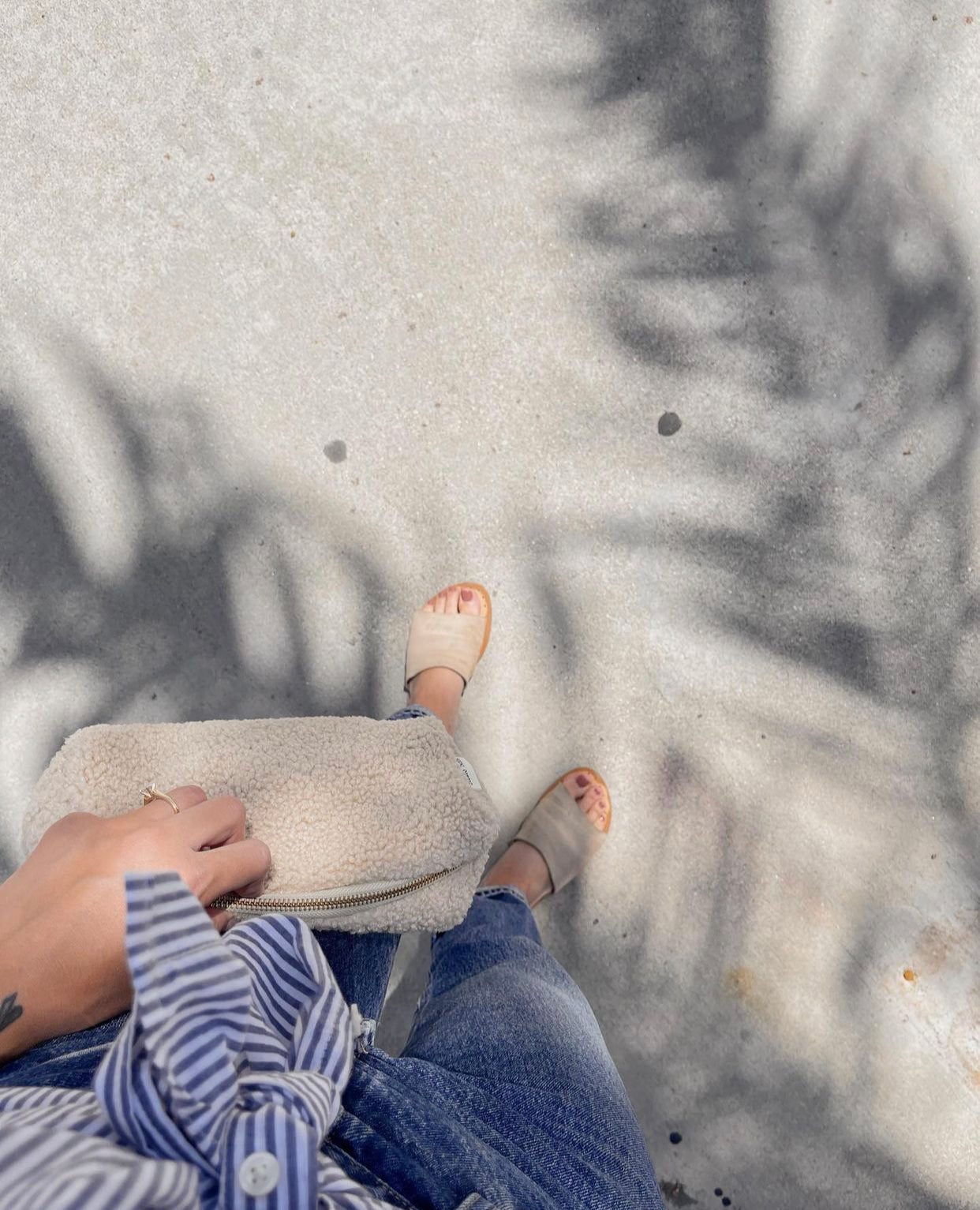 TEDDY POUCH BAG ECRU