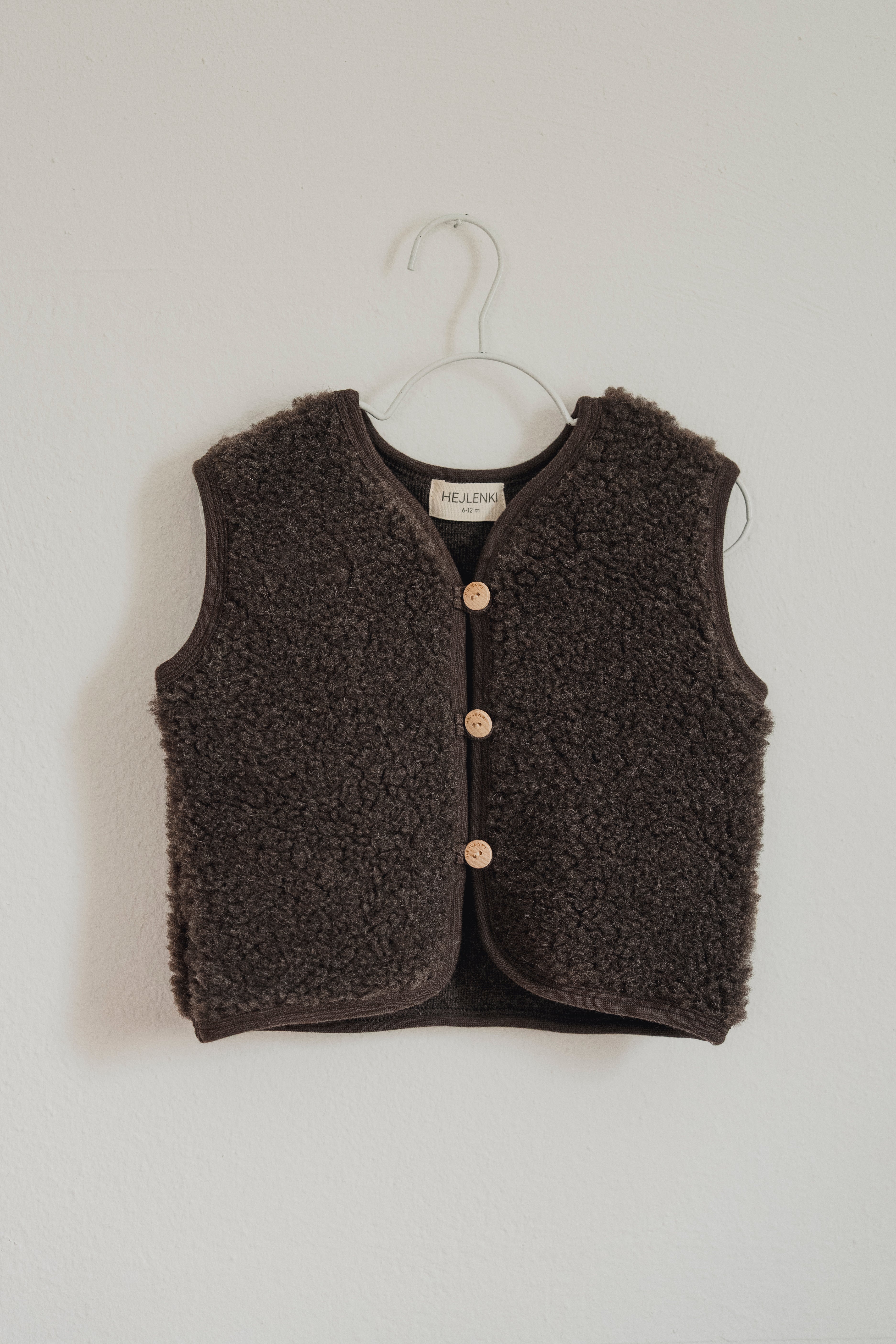 MERINO TEDDY VEST BROWN