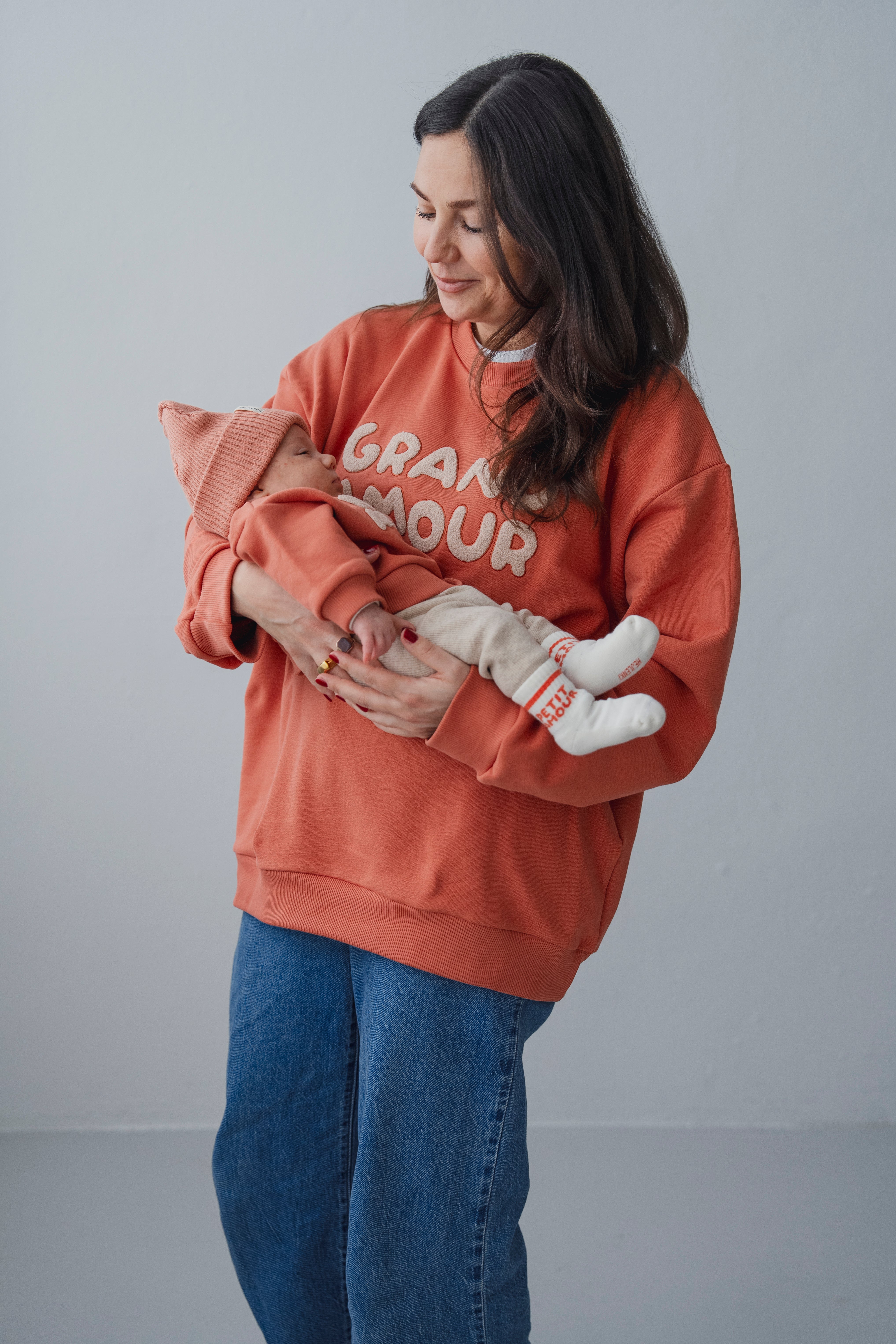 GRAND AMOUR MOM SWEATER