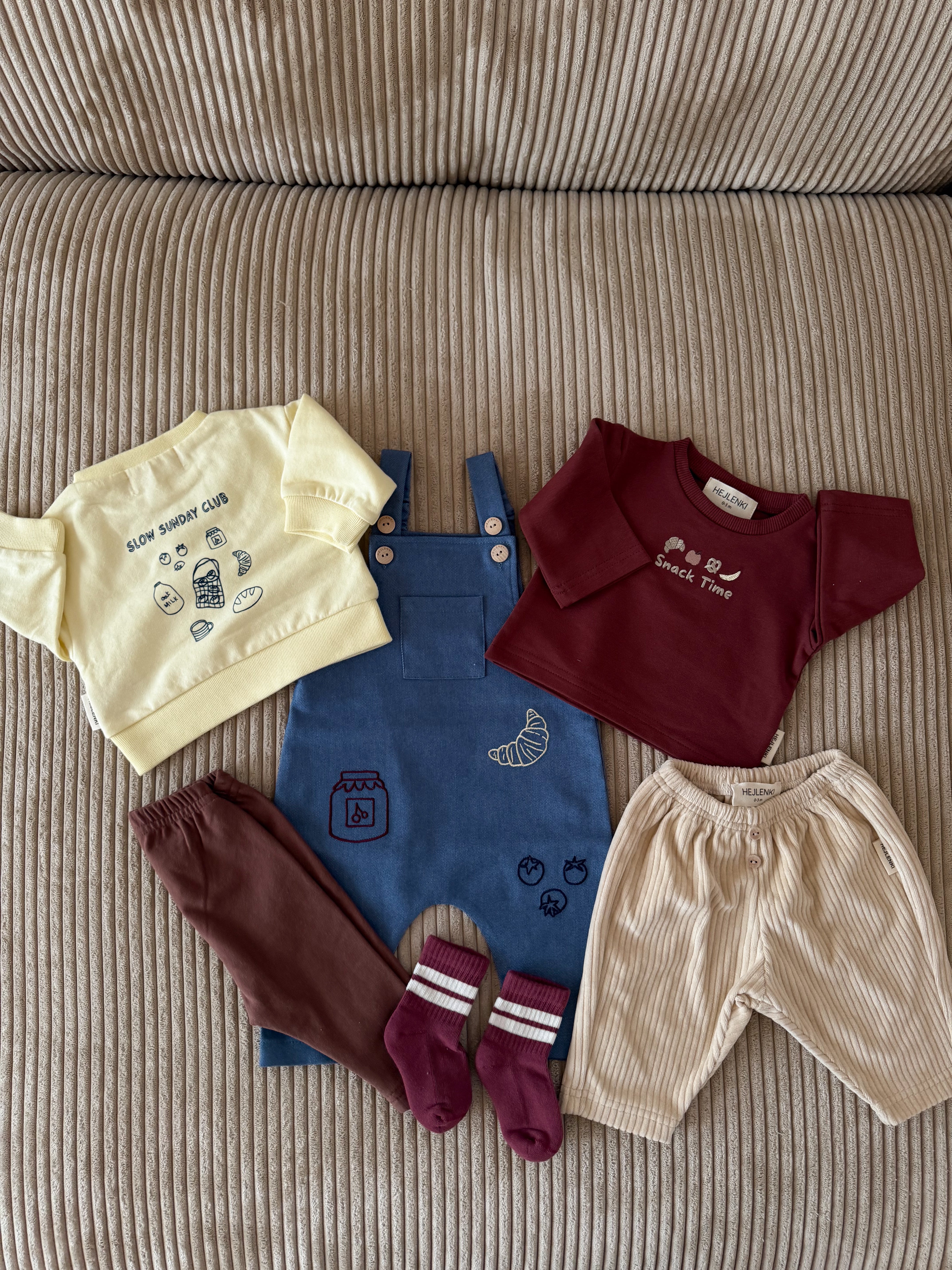 SLOW SUNDAY CLUB SWEATER