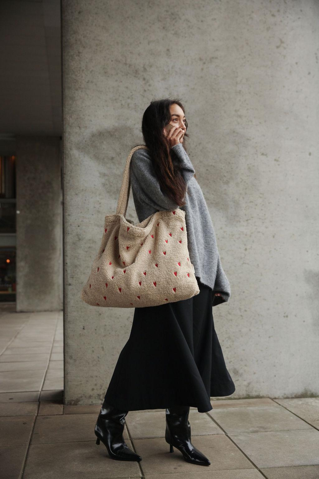 MOM BAG HEARTS TEDDY ECRU