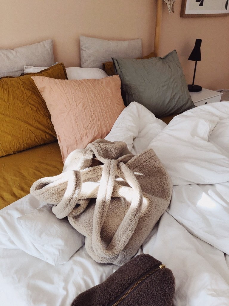 MOM BAG TEDDY ECRU (BEIGE)