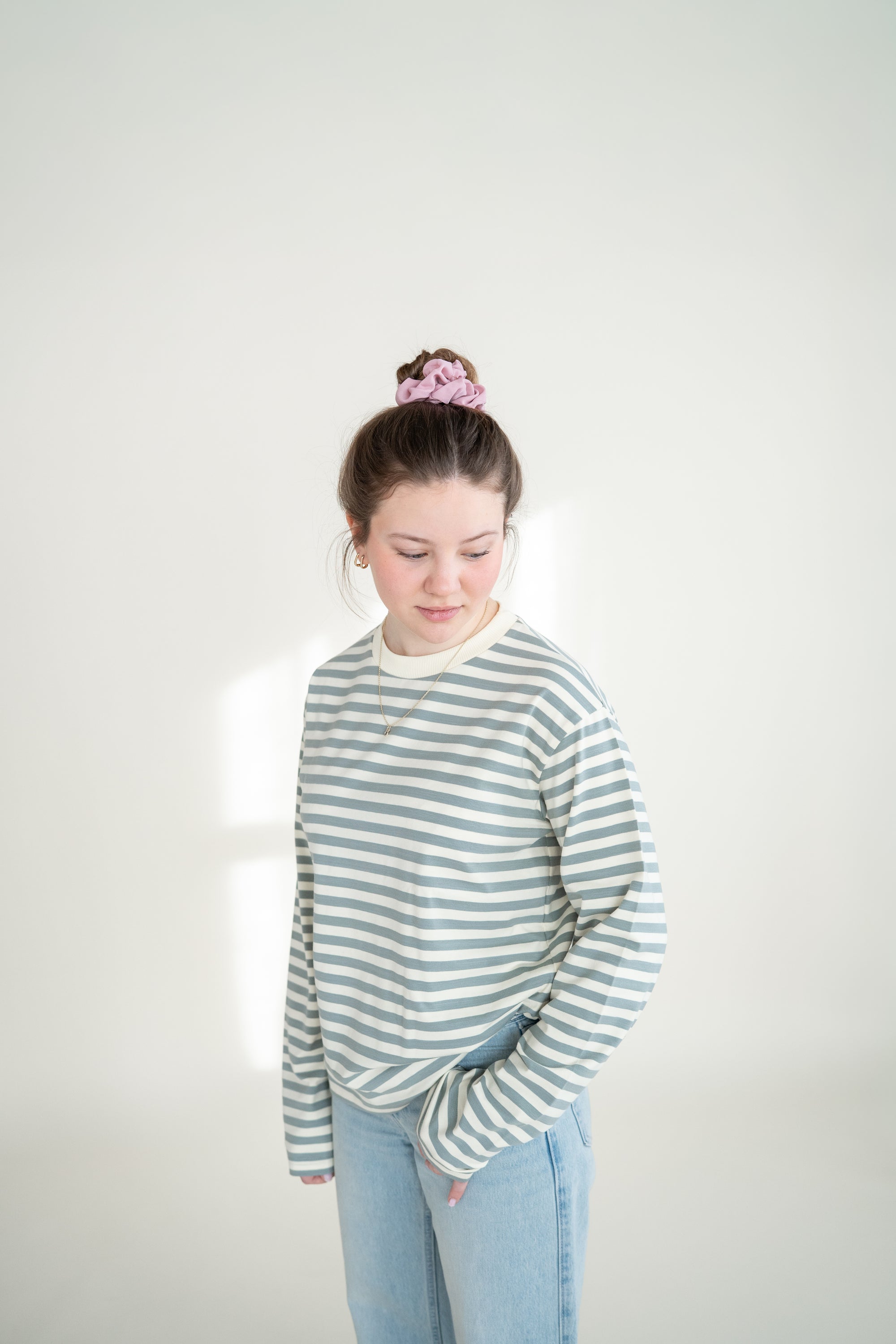 MOMMY OVERSIZE LONGSLEEVE SHADOW STRIPED