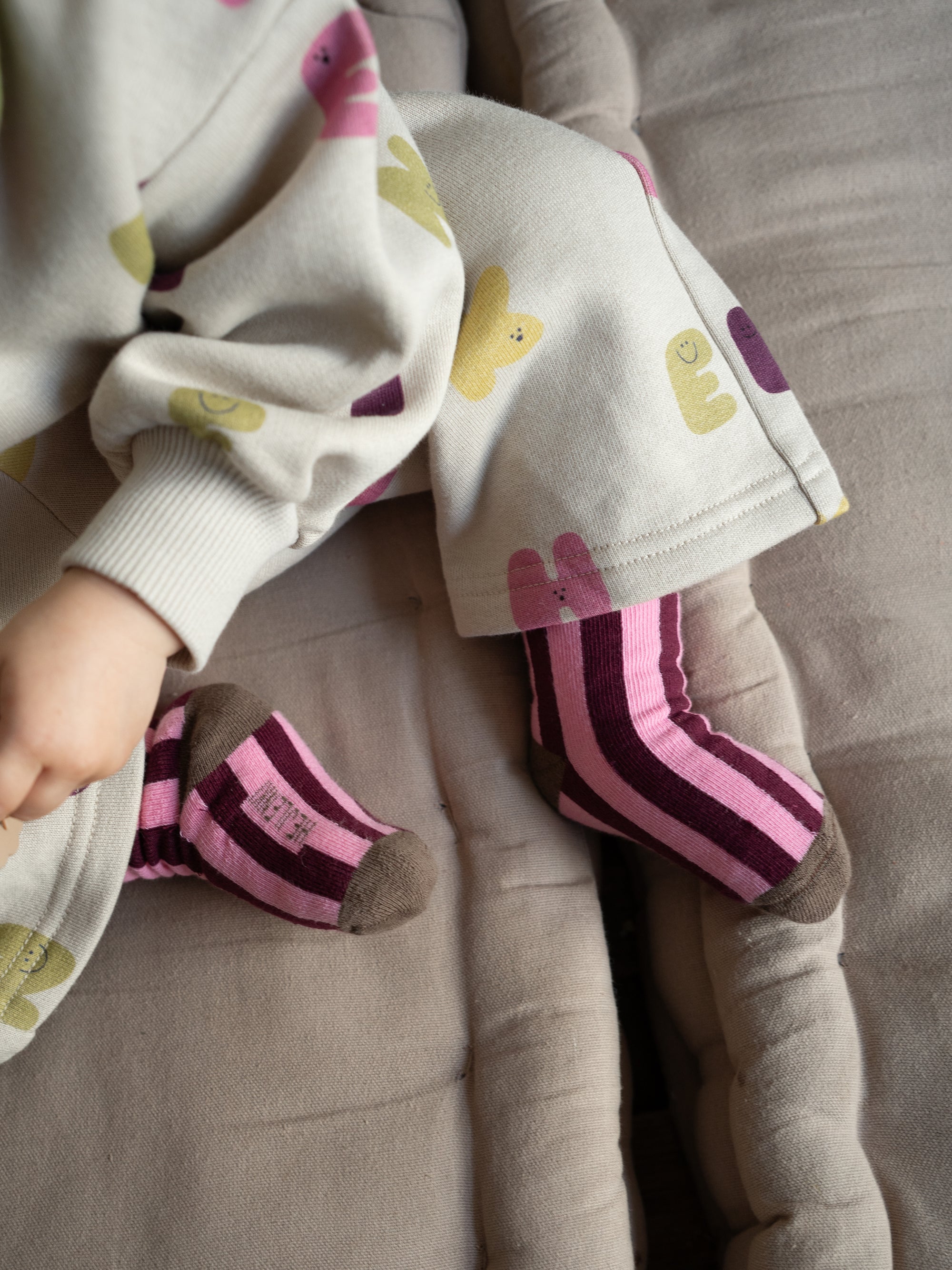 TYPO PANTS