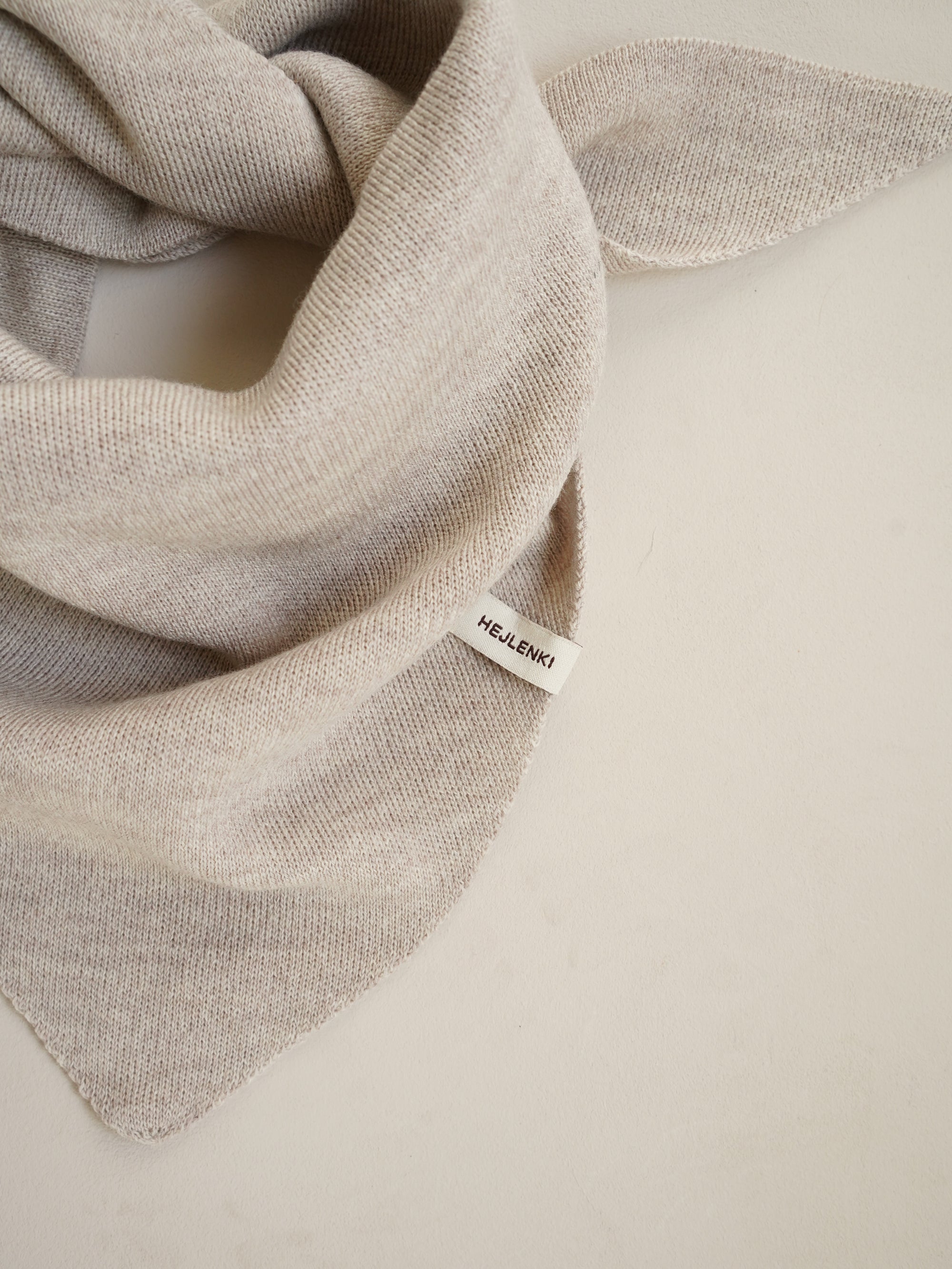 MERINO KNIT SCARF BEIGE