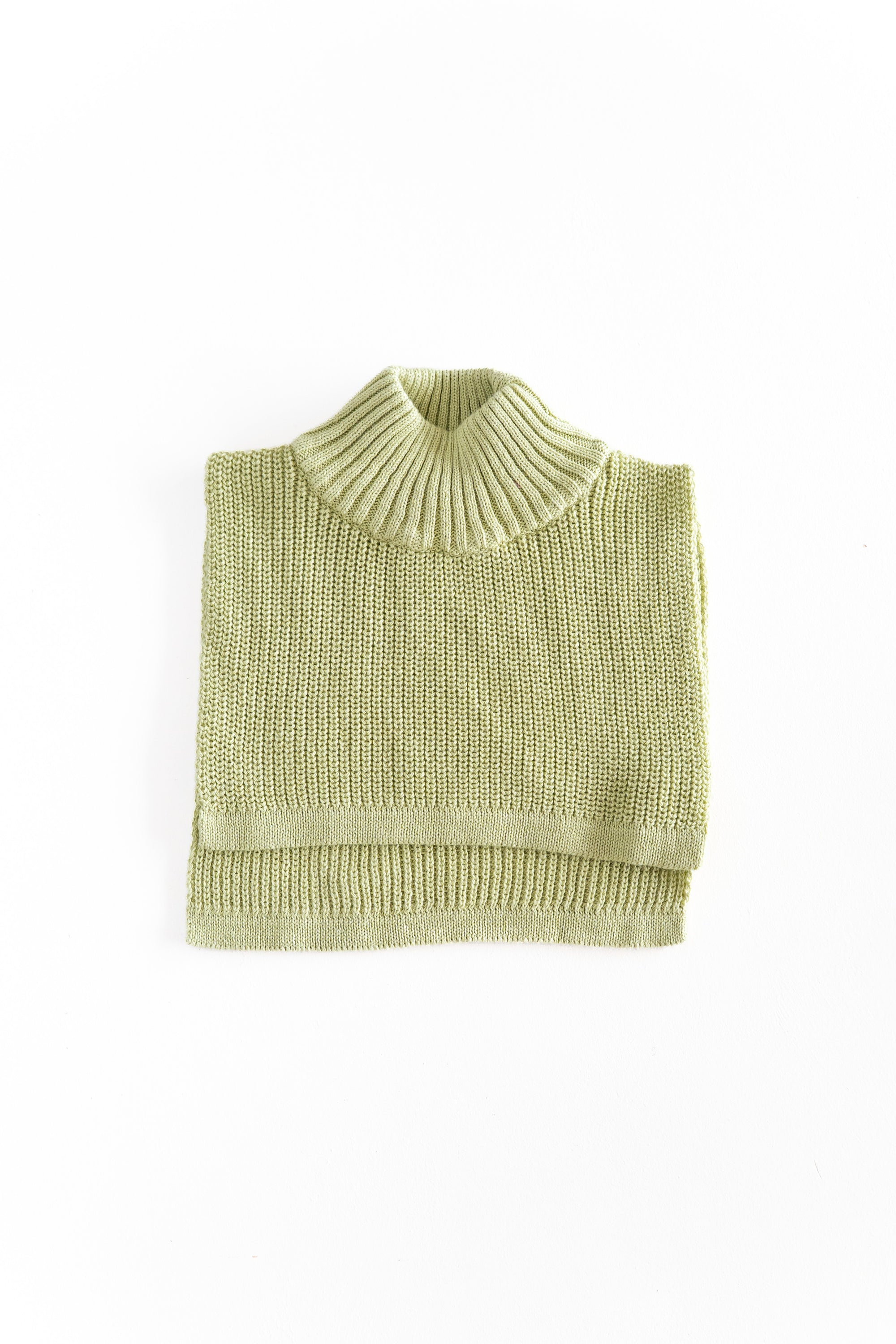 KNIT NECKWARMER WINTER PEAR