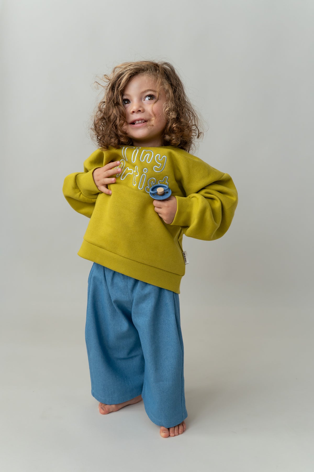 TINY ARTIST SWEATER