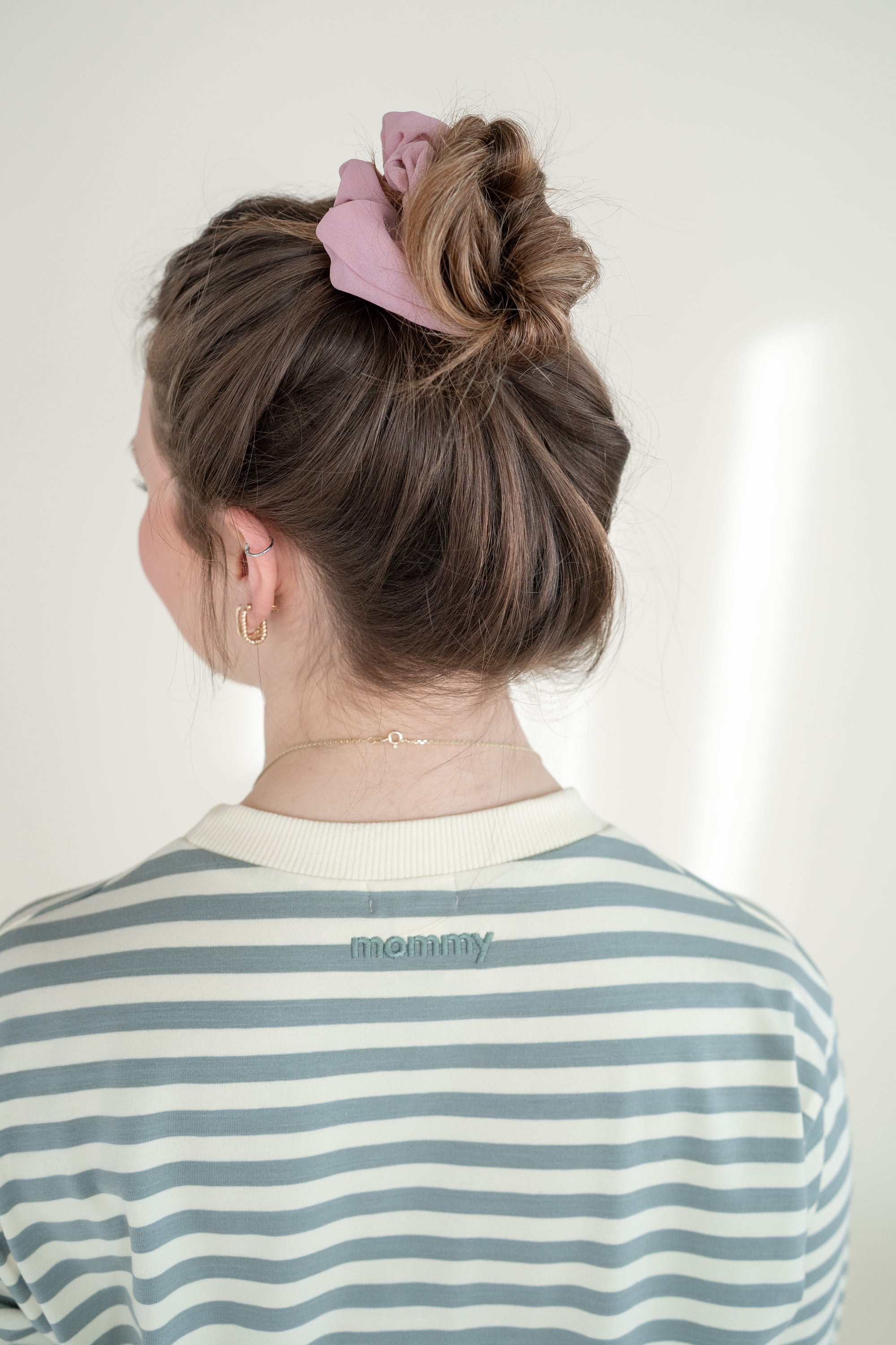 MOMMY OVERSIZE LONGSLEEVE SHADOW STRIPED