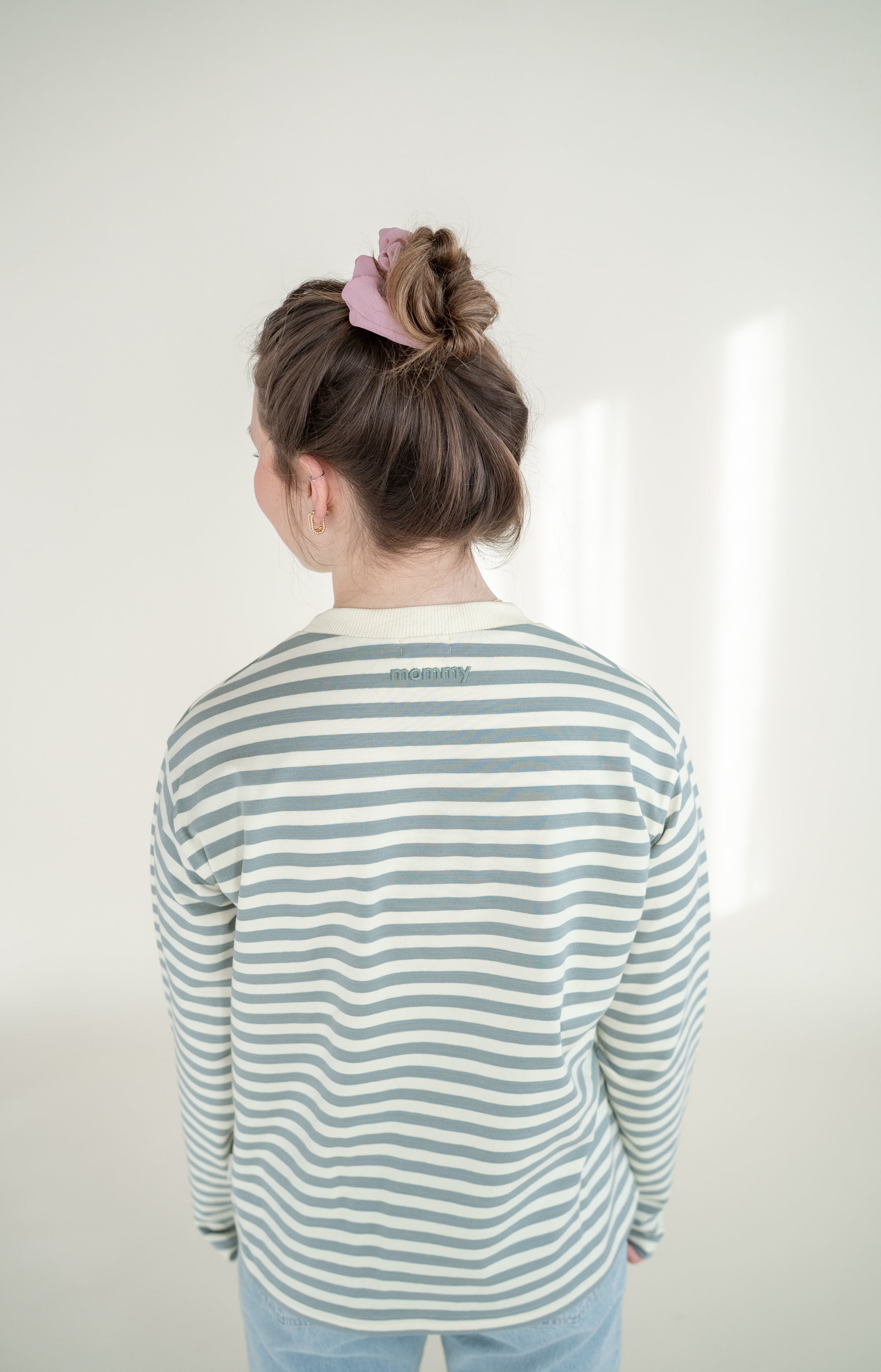 MOMMY OVERSIZE LONGSLEEVE SHADOW STRIPED