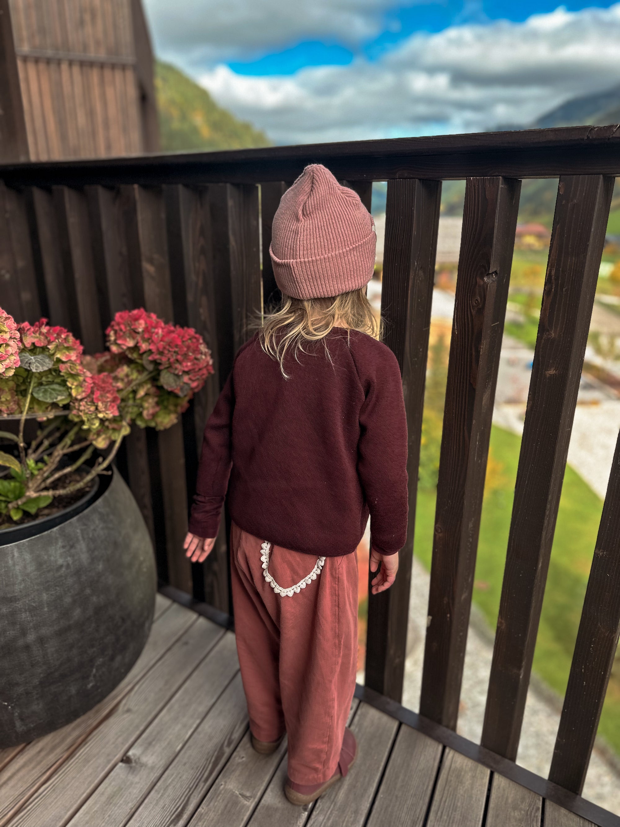 BEAR MERINO WOOL CARDIGAN