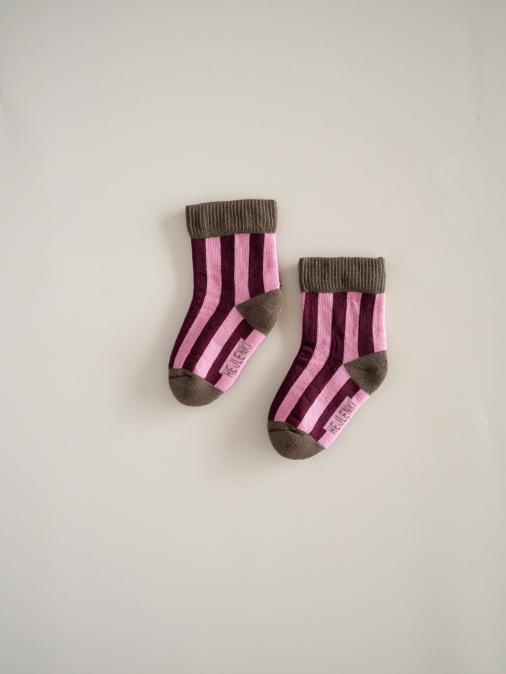 SOCKS BOLD LINES