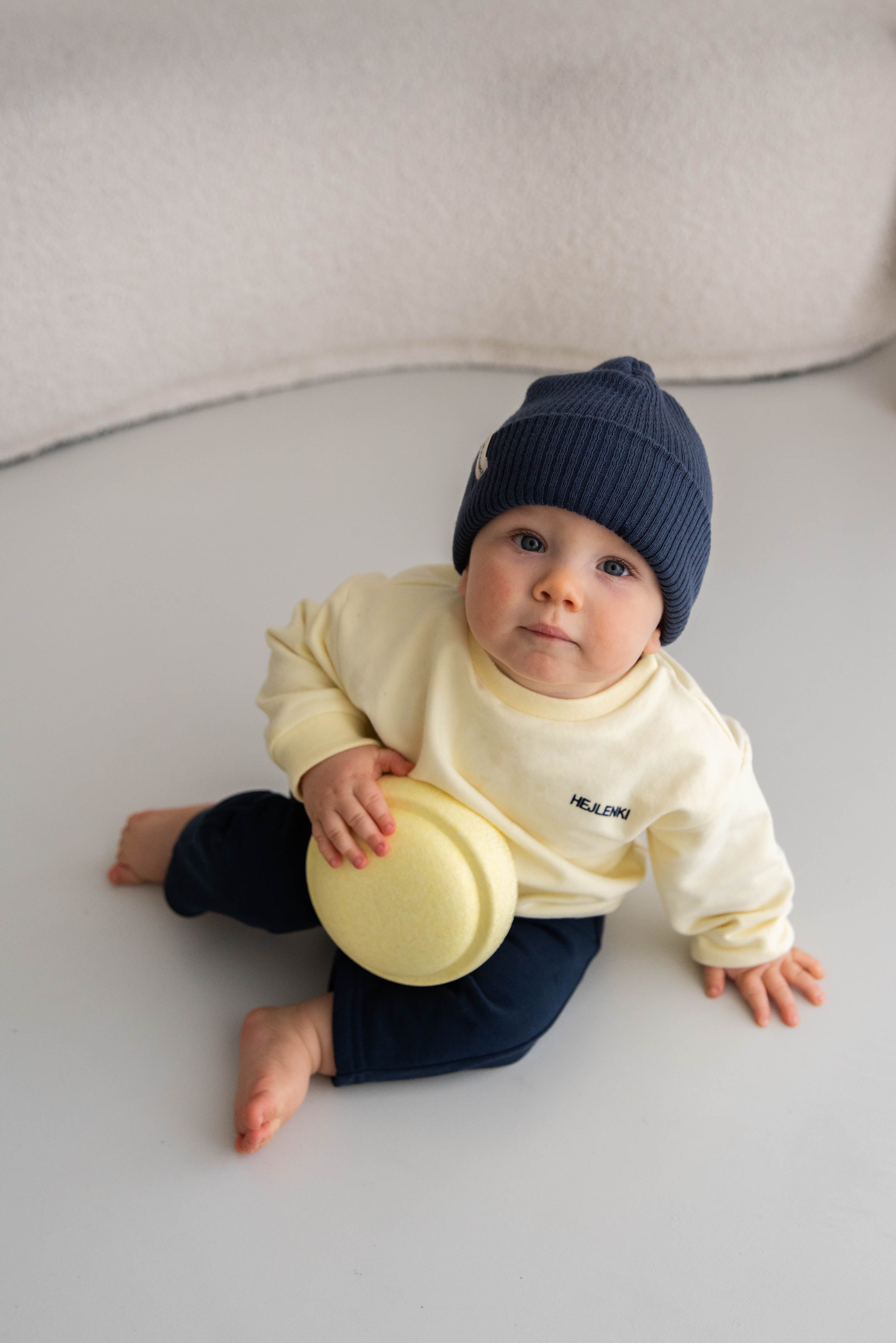 SLOW SUNDAY CLUB SWEATER