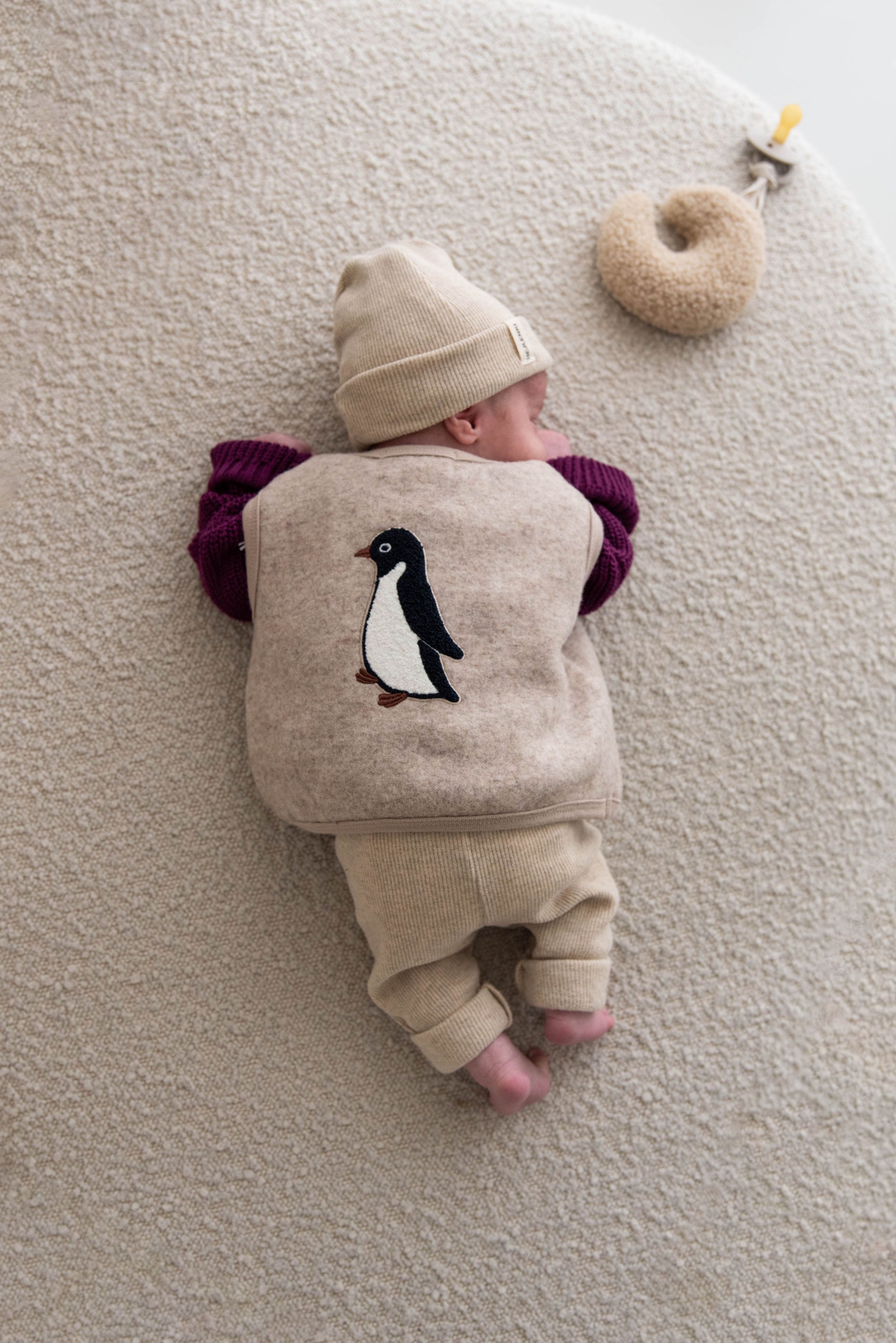 MERINO WOOL VEST PENGUIN