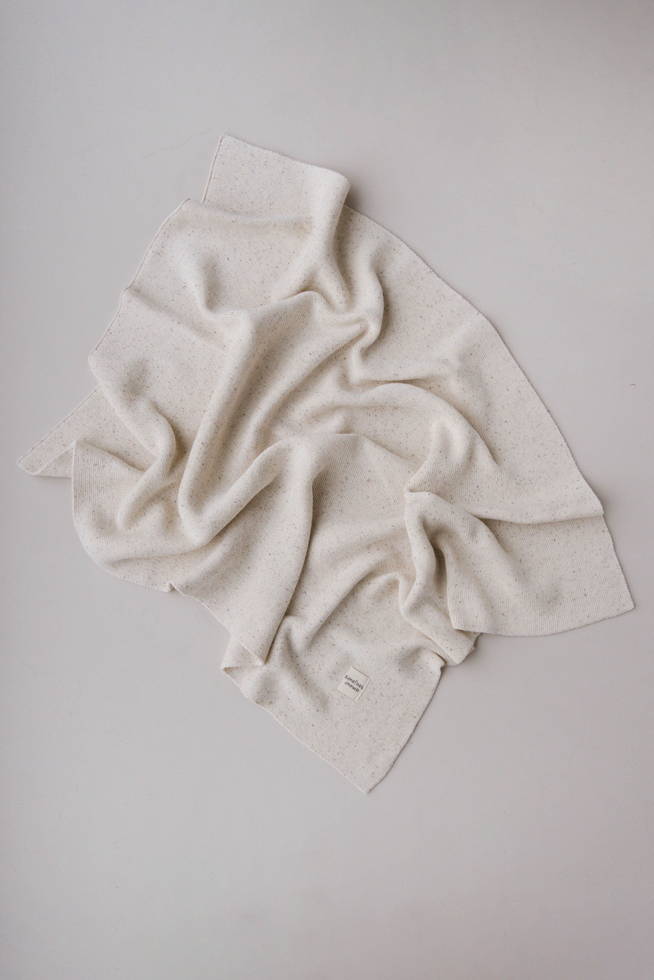 KNIT BLANKET ECRU SPRINKLE
