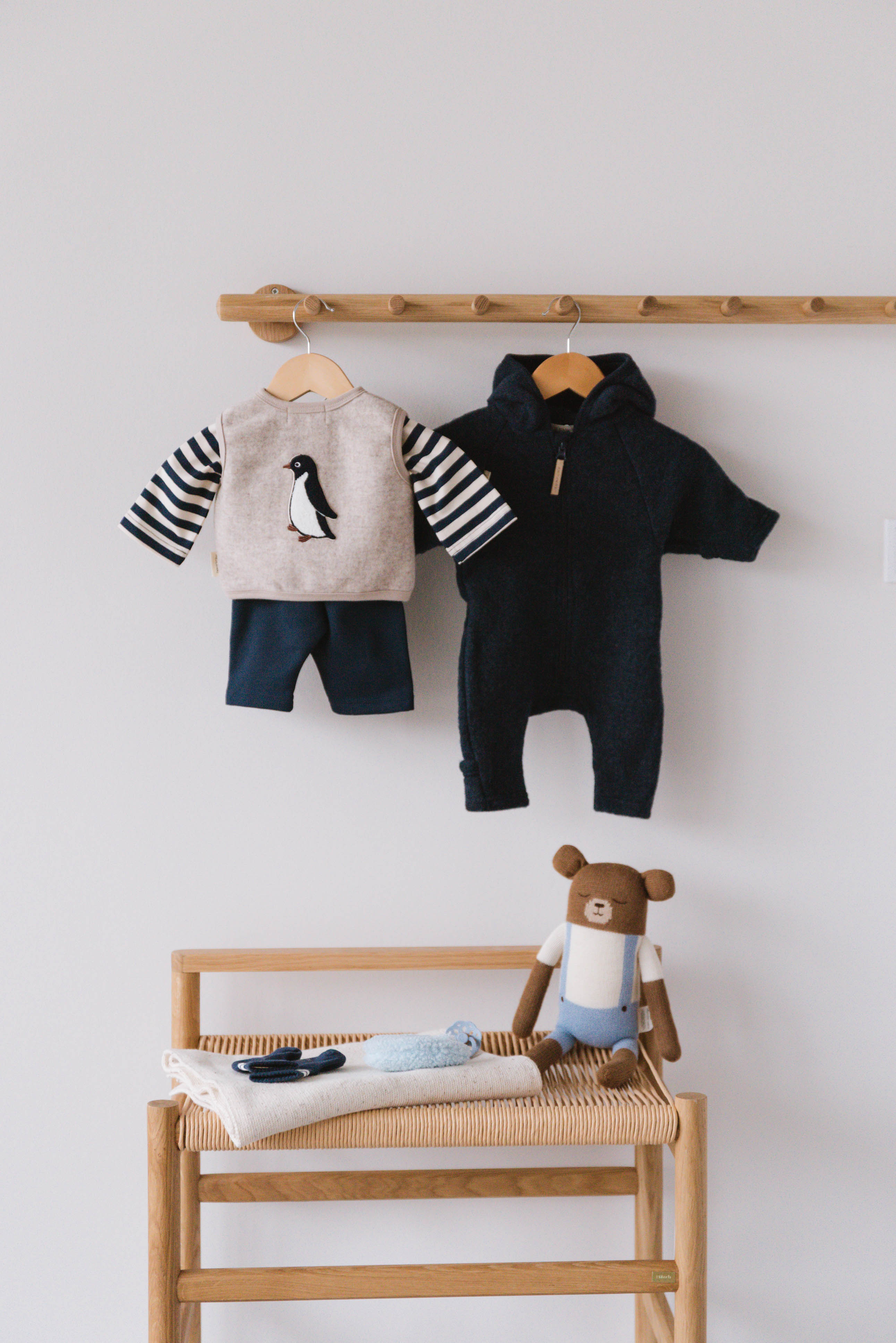 MERINO WOOL VEST PENGUIN