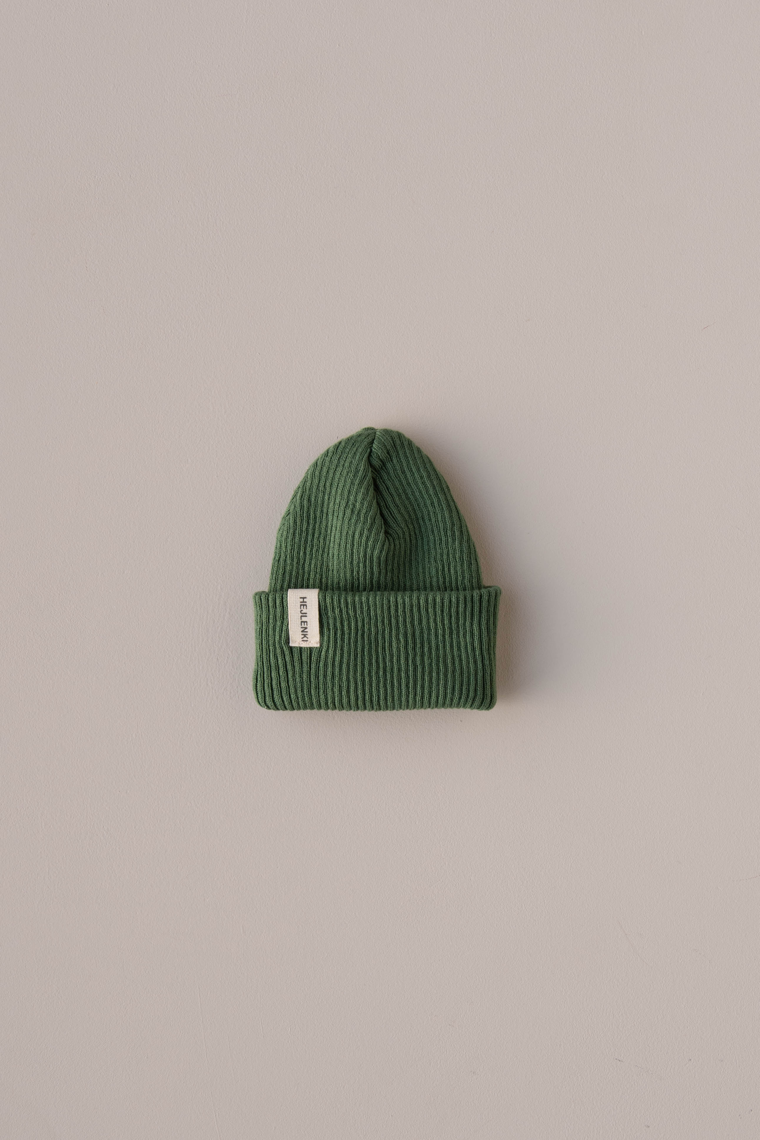 KNIT BEANIE PINE
