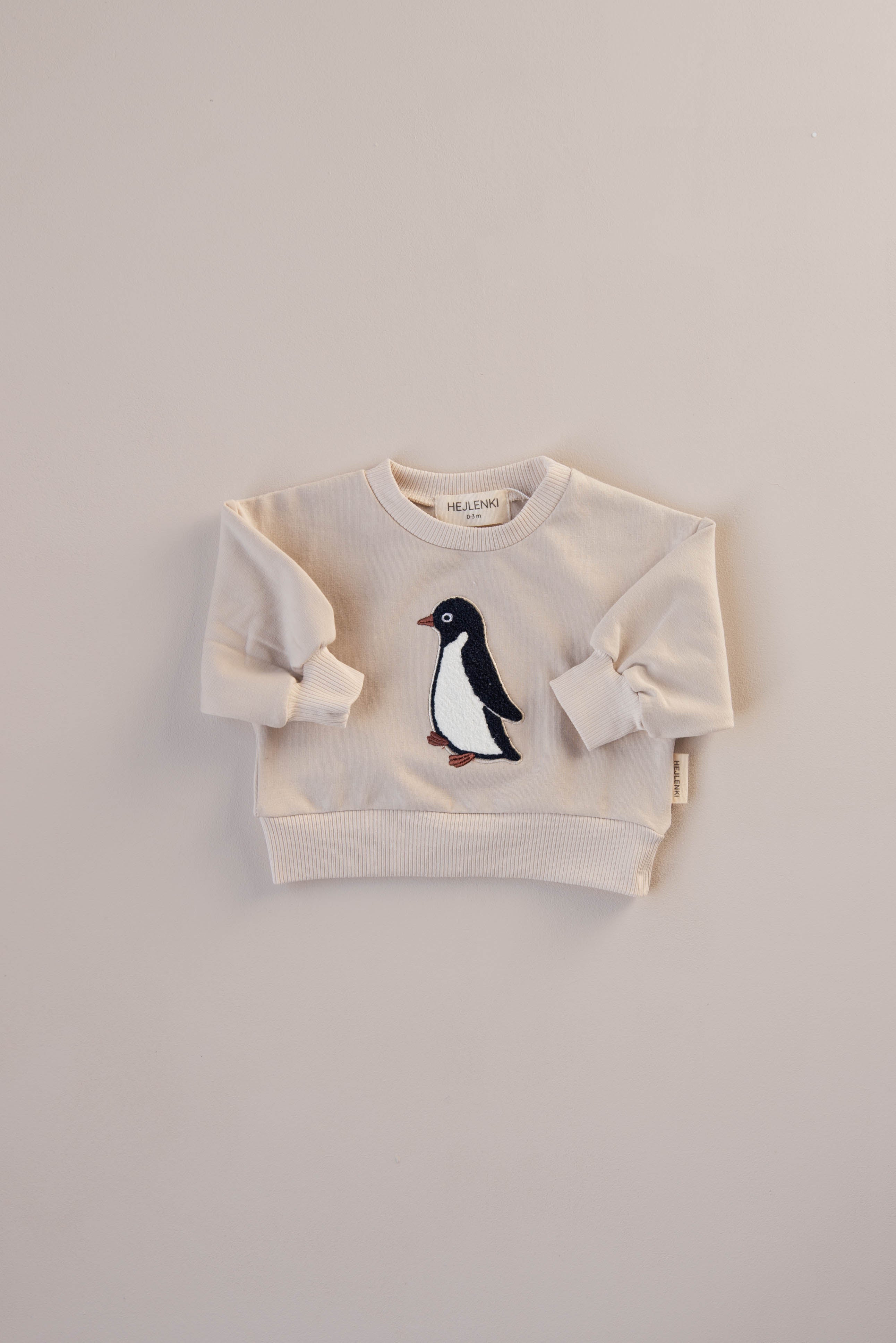 PENGUIN SWEATER