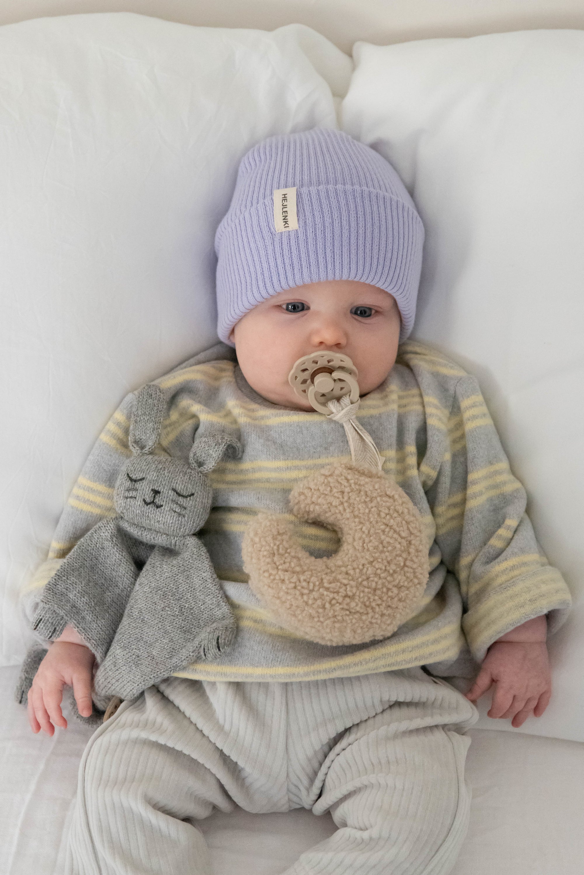 KNIT BEANIE LAVENDER CREAM