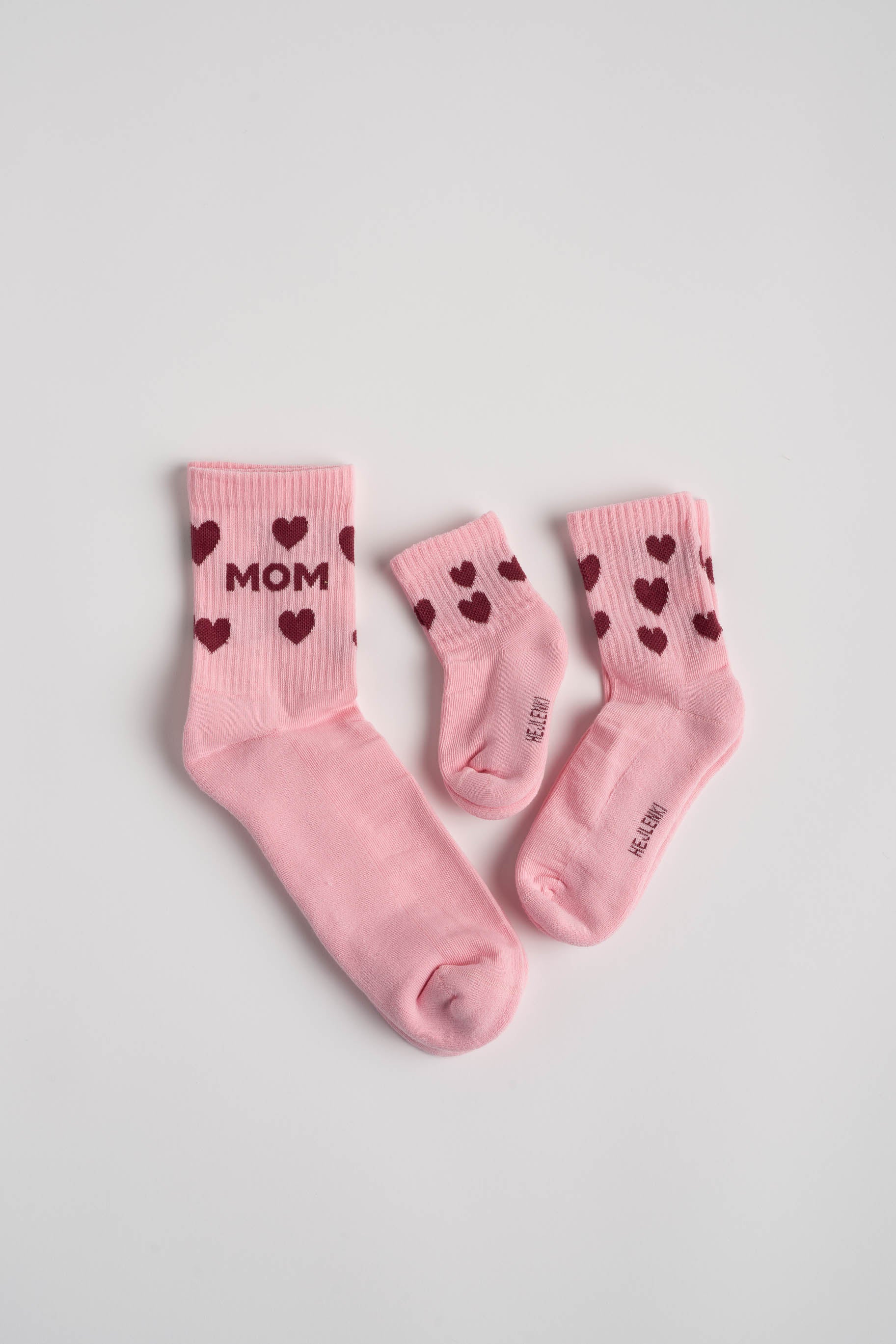 MOM SOCKS HEARTS