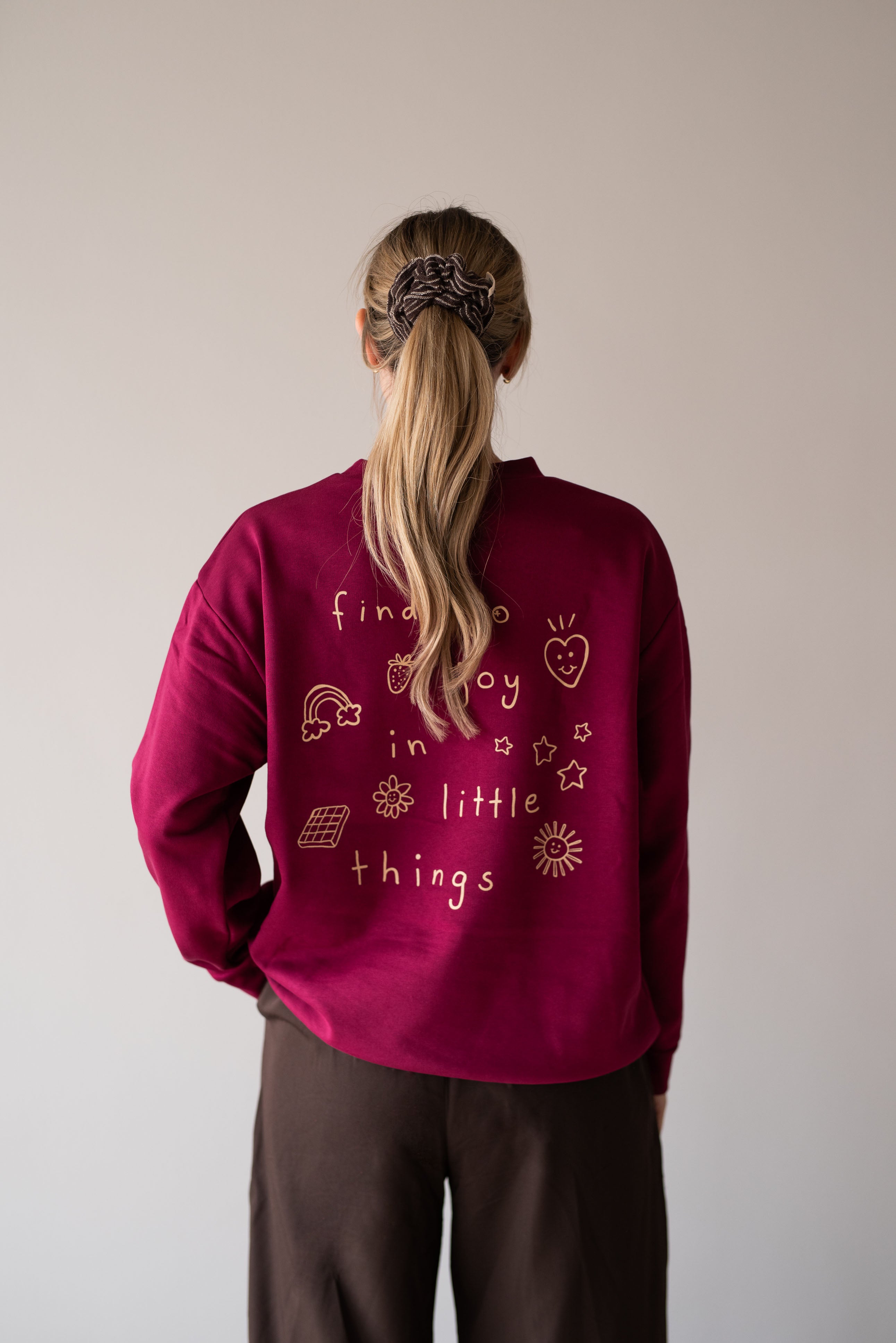 MOM JOY SWEATER