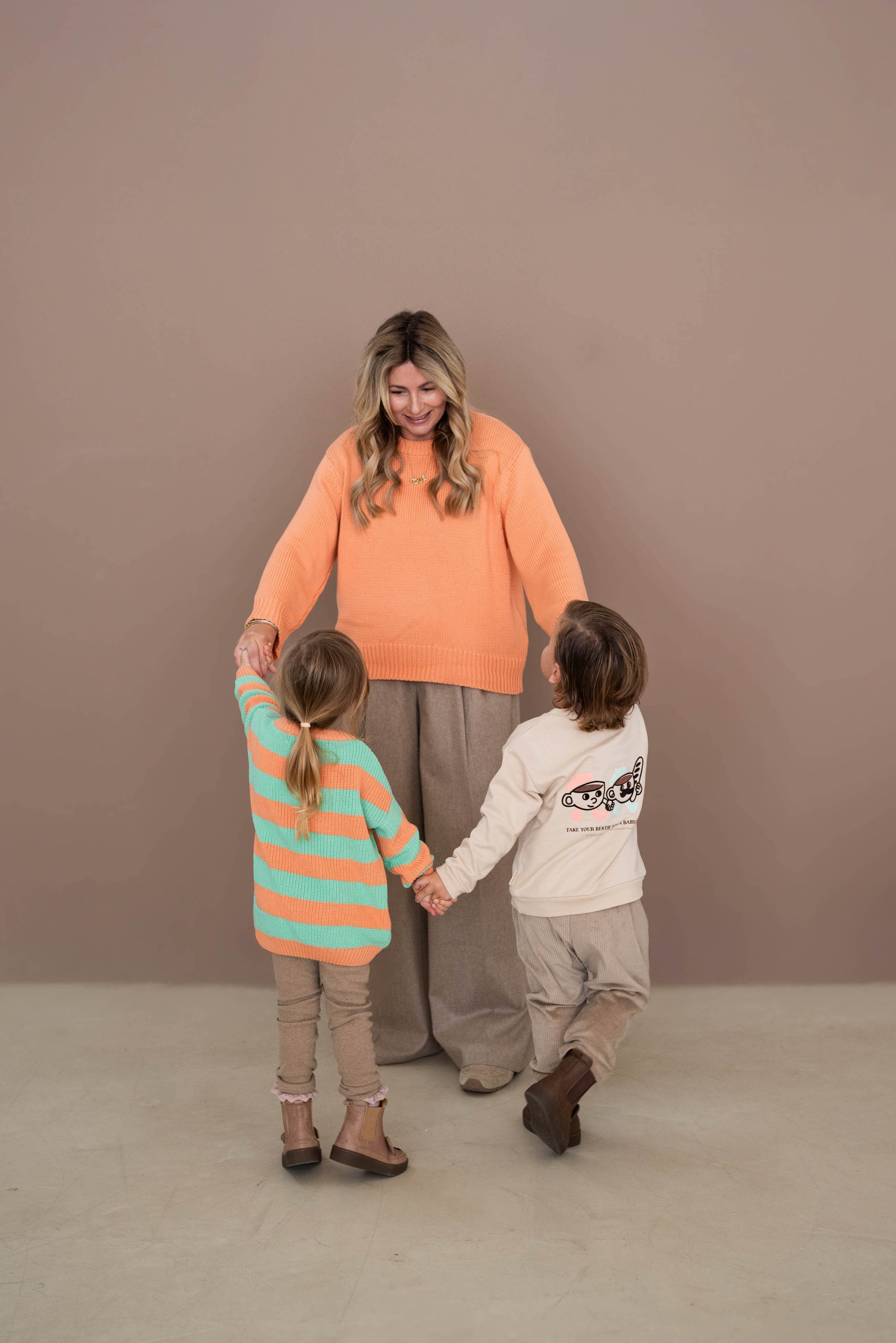 WOMEN CHUNKY KNIT PULLI APRICOT POP