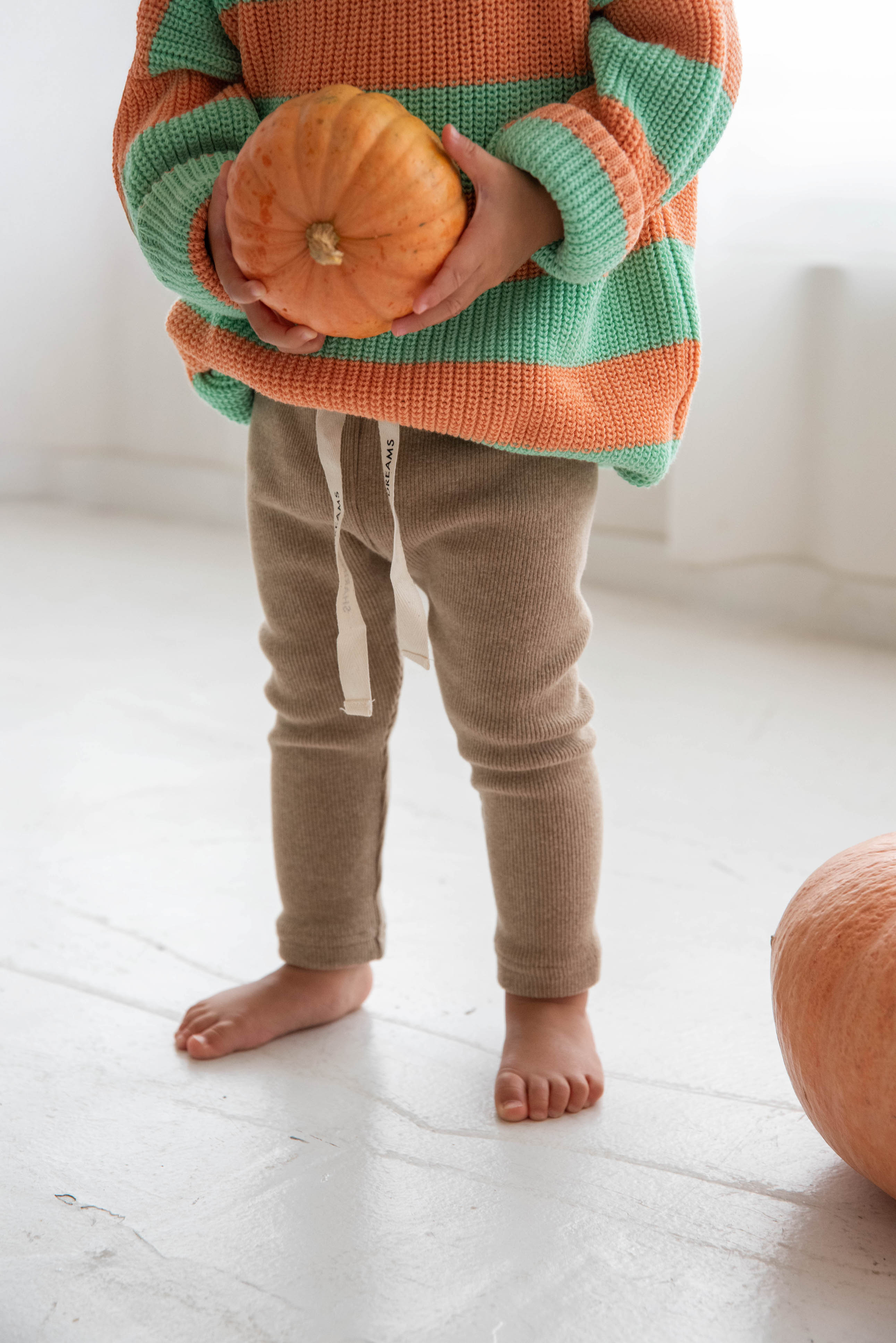 SOFT RIB LEGGINGS SHARING DREAMS CAFÉ