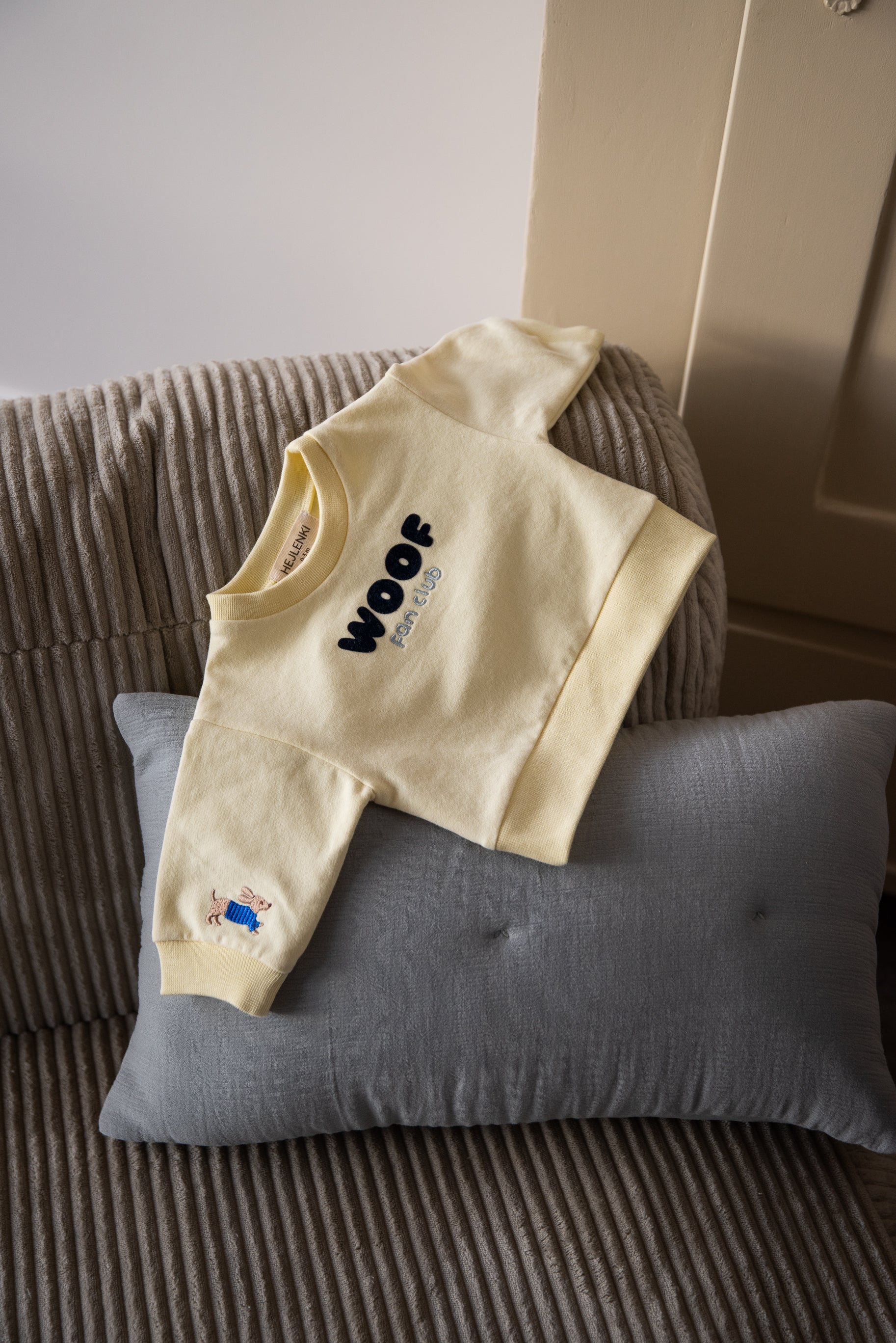 WOOF FAN CLUB KIDS SWEATER