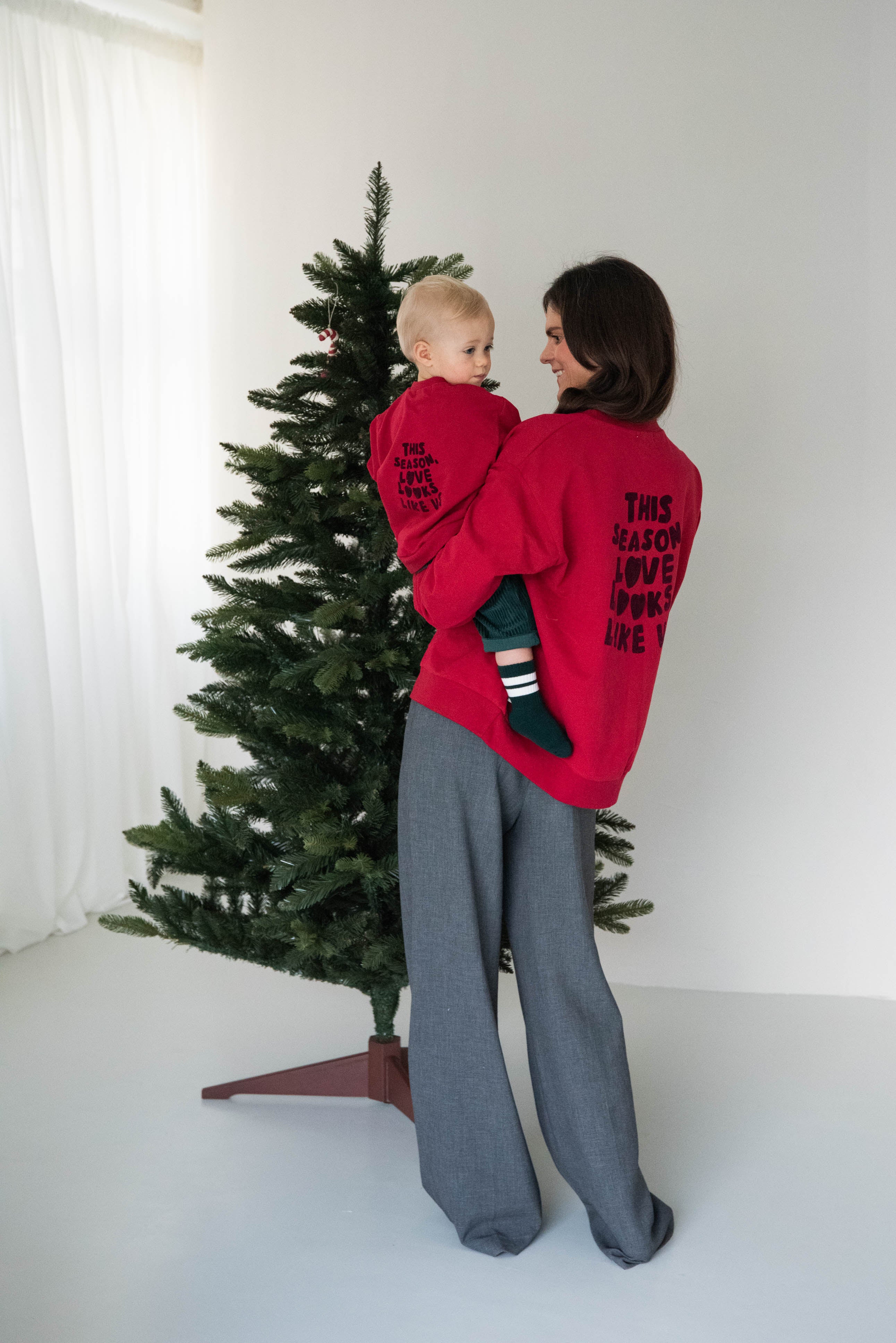 MOM LOVE LOOKS LIKE US SWEATER