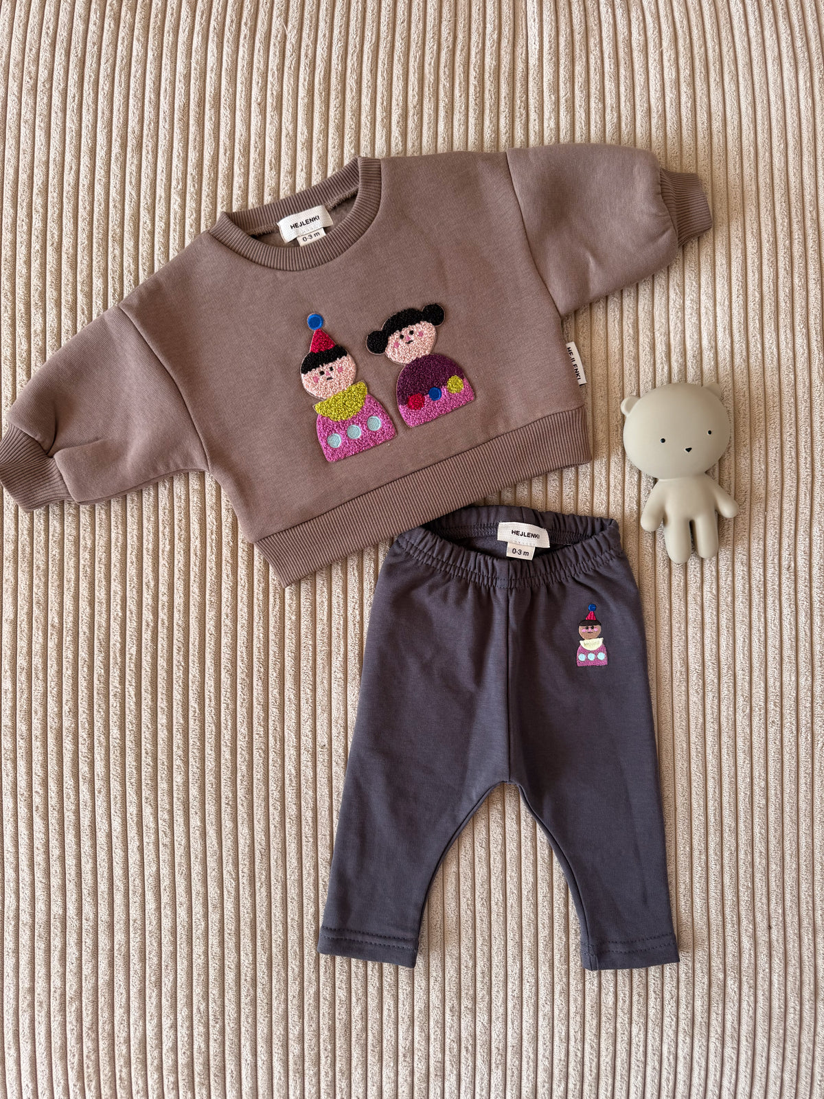 NOSTALGIC CHILDHOOD SWEATER