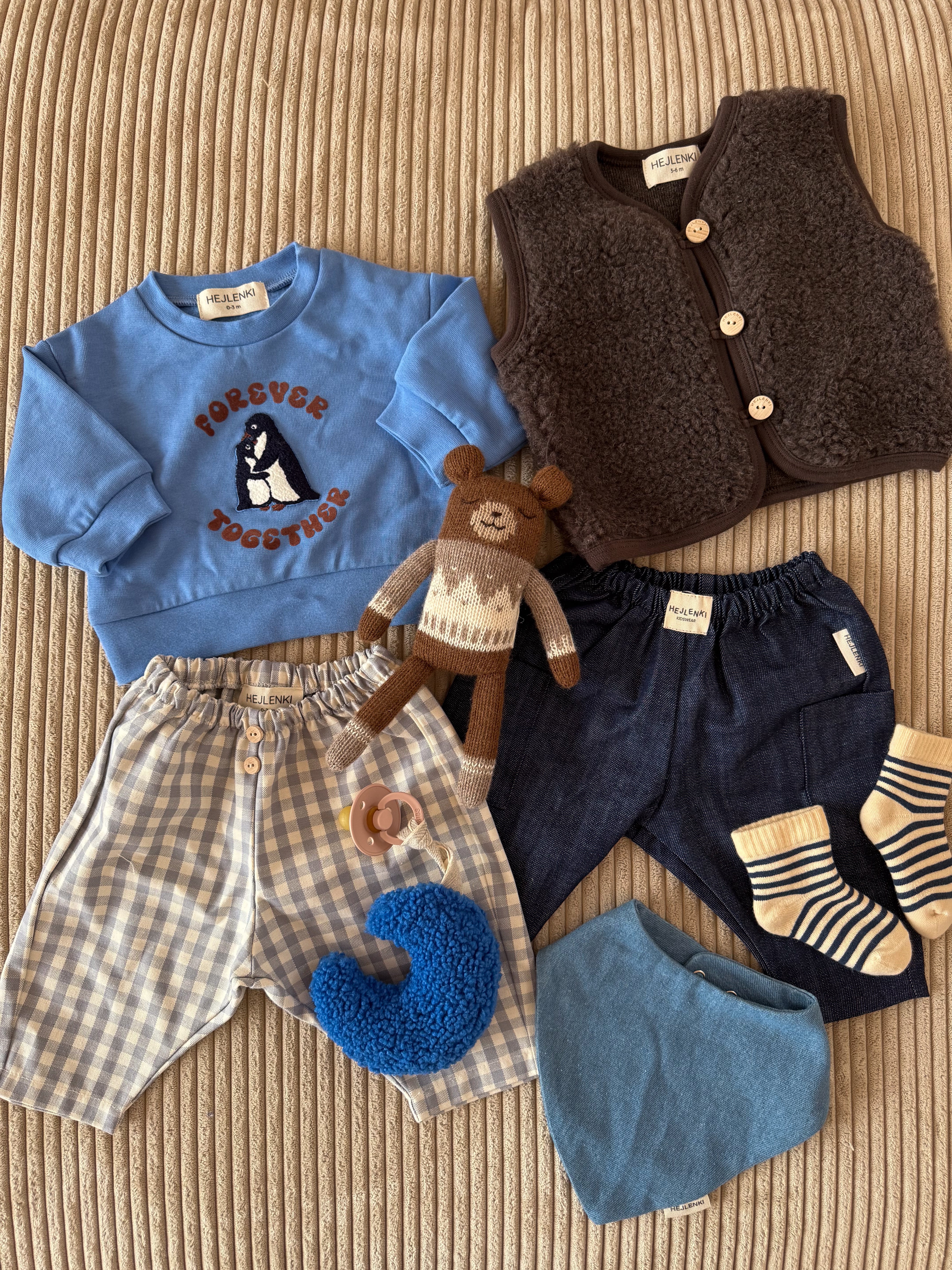 PENGUIN SWEATER FOREVER TOGETHER